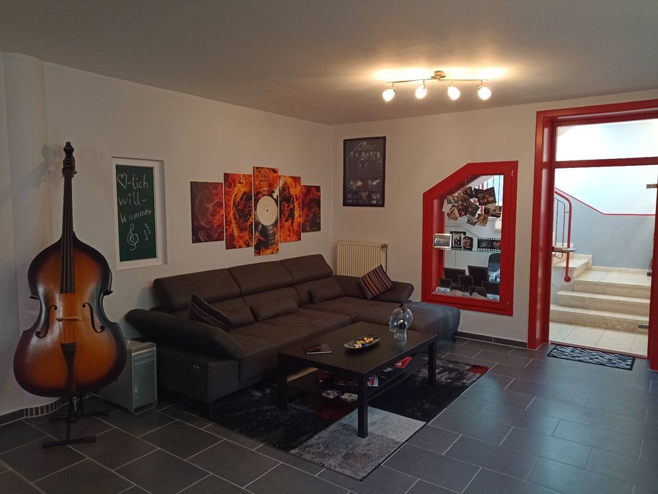 Tonstudio stunden- oder tageweise mieten (ab 30 € pro Stunde) in Bad Staffelstein