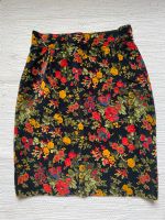 Vintage Samt Rock high waist Blumen Baumwolle Gr. 34 36 Nordrhein-Westfalen - Morsbach Vorschau