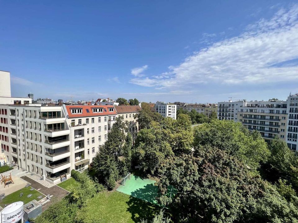 Erstbezug! Traumhafte 3-Zi. Whg. mit hochwertiger Einbauküche, Balkon, Terrasse & Stellplatz! in Berlin