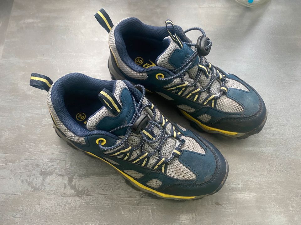 Gore Tex Kinder Trekking Schuhe Alive von Aldi Größe 30 in  Nordrhein-Westfalen - Mönchengladbach | Gebrauchte Kinderschuhe Größe 30  kaufen | eBay Kleinanzeigen ist jetzt Kleinanzeigen