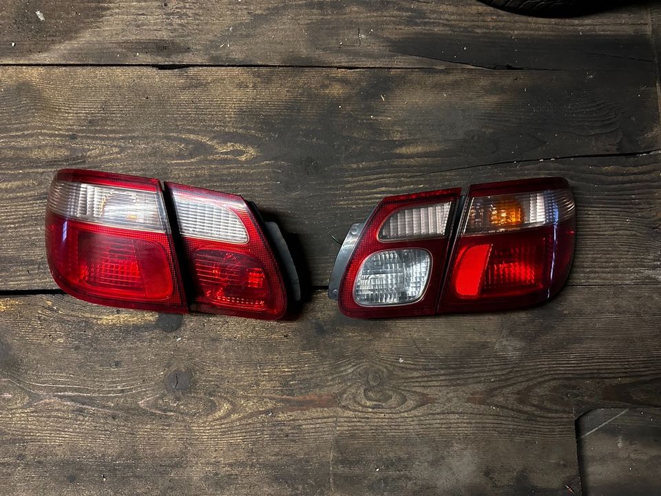 Nissan Almera Rückleuchten rechts links in Bochum