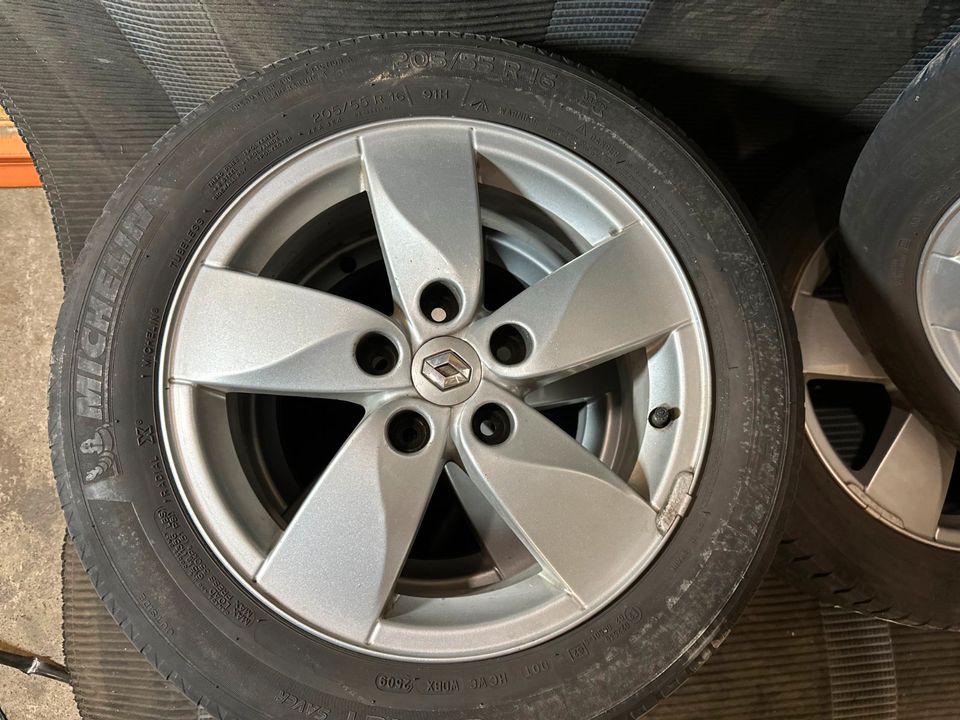 Renault Megane Original Sommerräder  205/55R16 Nr.10 in Neuenstadt