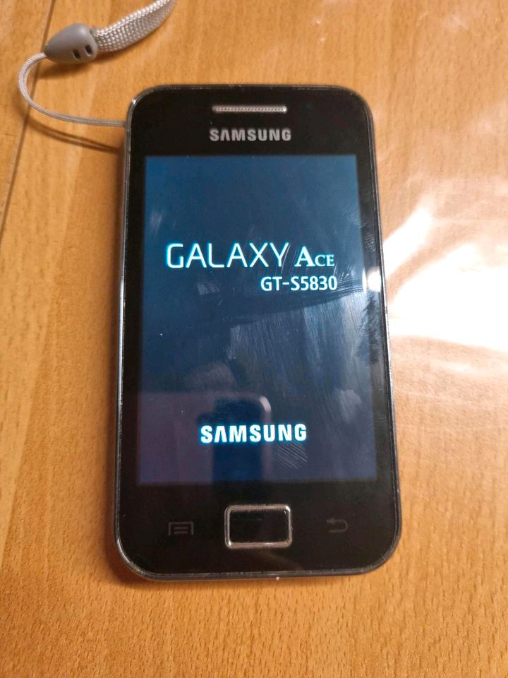 Samsung Galaxy Ace GT-S5830 ohne SIM Lock in Paderborn