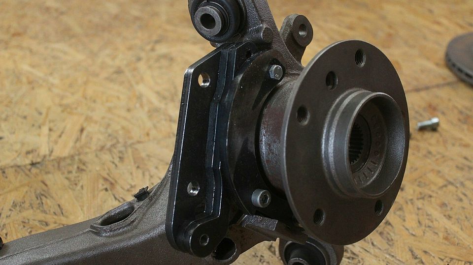 BMW E46 Adapter für Bremssattel Bremse in Barsbüttel