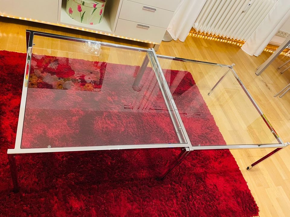 Designer Couchtisch aus Glas im Edelstahlrahmen in Berlin