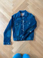 Levis Jeansjacke Levi’s besondere Waschung in M Jacke Berlin - Zehlendorf Vorschau