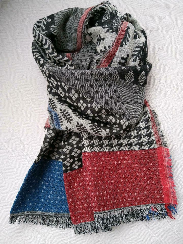 Schöne bunte Schals aus Baumwolle, u. a. Anokhi... in München -  Schwabing-West | eBay Kleinanzeigen ist jetzt Kleinanzeigen