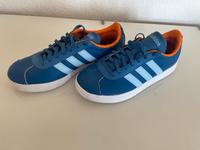 TOP Adidas Sneaker Schuhe Gr. 40 Damen Jungen Unisex VERSAND 5€ Niedersachsen - Obernkirchen Vorschau