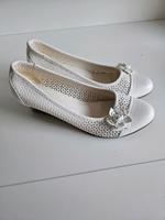 Damen schuhe pumps Keilabsatz Blumen festlich gr 44 Niedersachsen - Bad Bevensen Vorschau