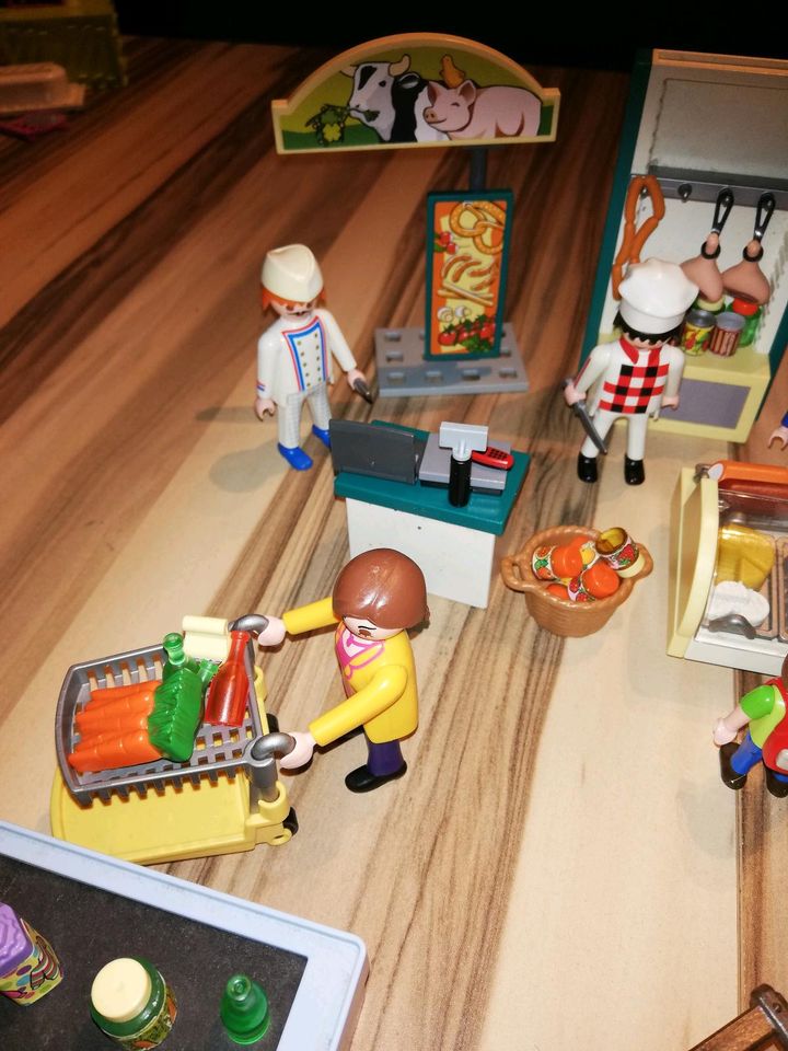 Playmobil Fleischerei mit Obststand, Kasse und Extrateilen in Uplengen