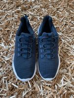 Venice Sportschuhe Größe 37 Turnschuhe Gummizug blau Sneakers Niedersachsen - Westerstede Vorschau