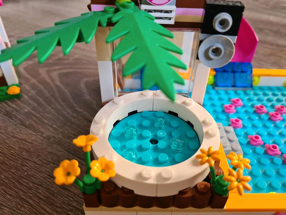 Lego Friends 41008, Großes Schwimmbad in Altenbeken