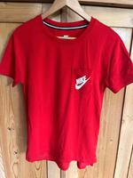 Nike~ neuwertiges Herren T-Shirt Gr  XS 170~ Sport Hessen - Hessisch Lichtenau Vorschau