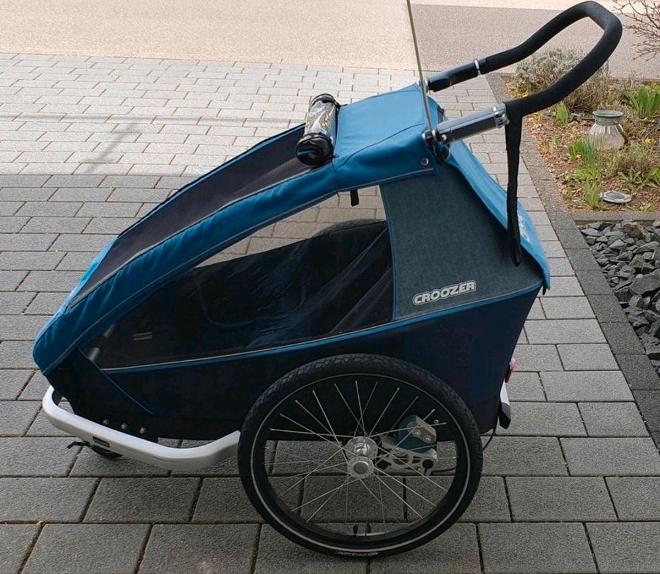 Croozer Kid Plus for 1 in blau (2019) in Althengstett