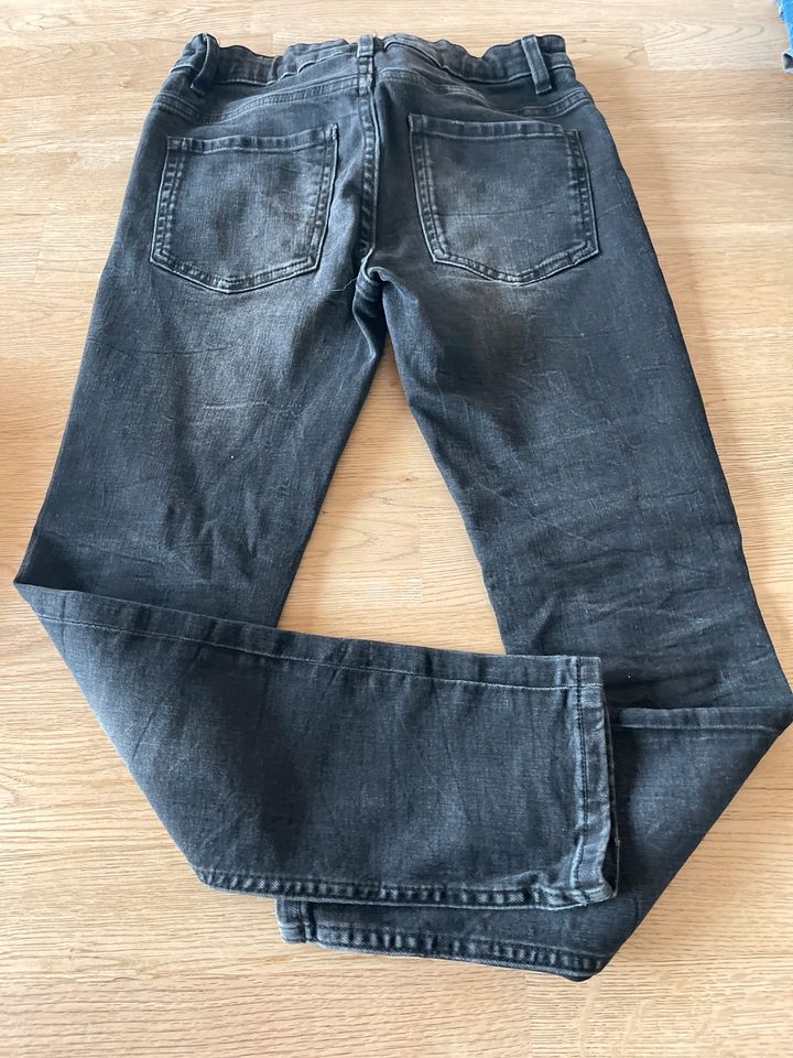 Jeans Next in Lindlar