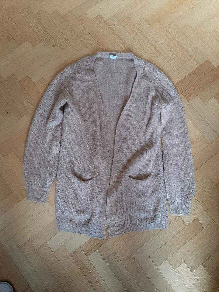 Cardigan Strickjacke beige 158/164 in Bremen