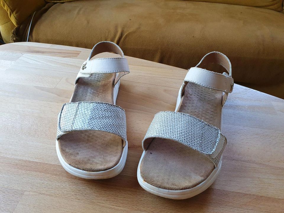 Sandalen 38 mit Gelfußbett Climotion von Caprice in Staufen im Breisgau