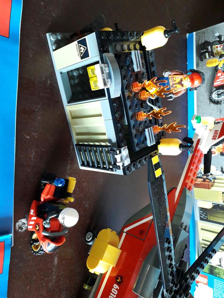 Lego City 60108 Feuerwehrhubschrauber in Windhagen