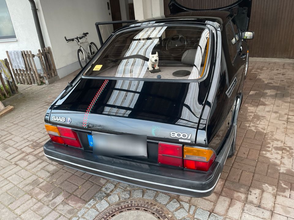 Saab 900 Kombicoupe in Oberottmarshausen