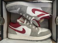 Jordan 1 Low Smoke Grey Gym Red (GS) Pankow - Französisch Buchholz Vorschau