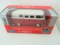 Welly Modellauto 1963 Volkswagen T1 Bus 1:34 Niedersachsen - Barsinghausen Vorschau