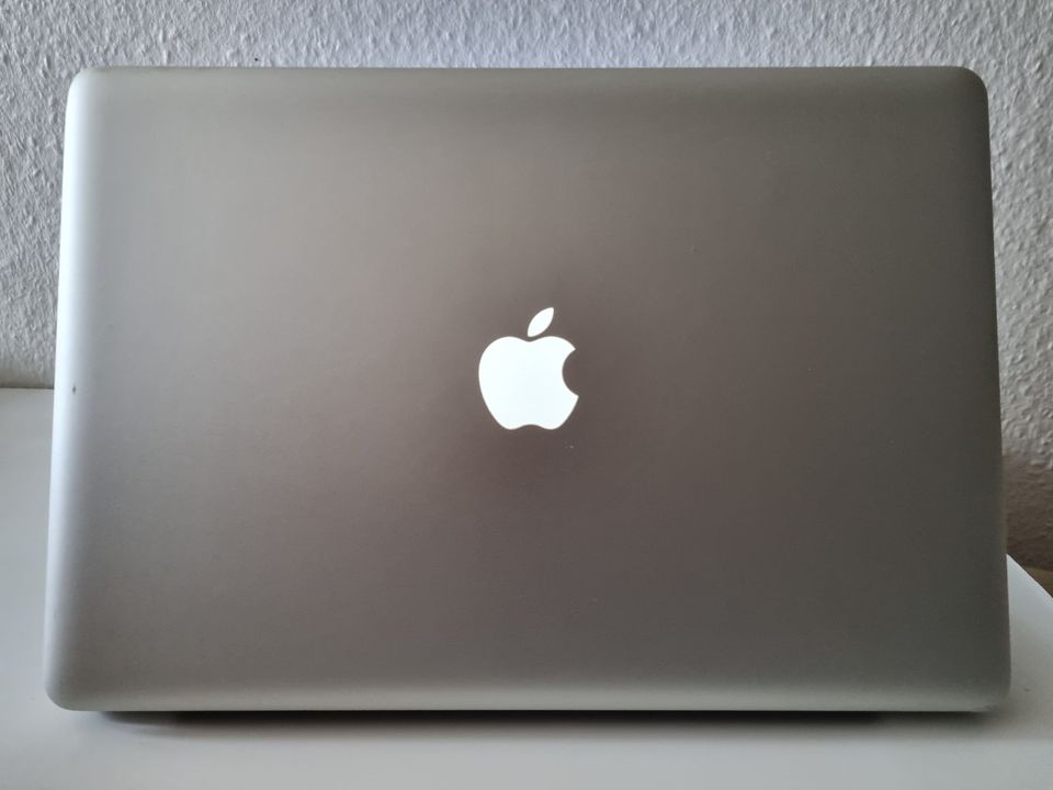 Apple MacBook Pro (2012)  15,4"  Intel Core i7 2,3GHz in Freiburg im Breisgau
