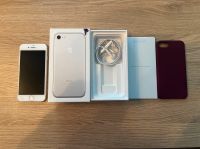 iPhone 7 silver (immer mit Hülle und Glasfolie benutzt) Hessen - Hofgeismar Vorschau