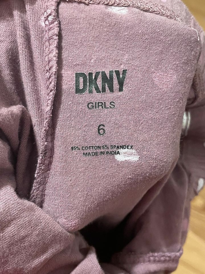 Schlafanzug DKNY f Mädchen Gr 6 ca 110/116 in Leipzig