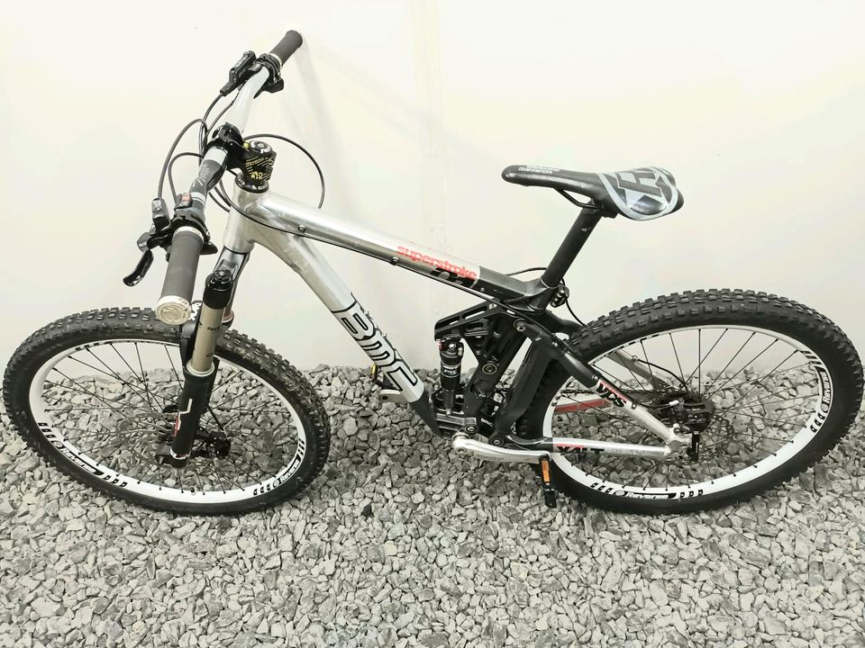 BMC SUPERSTROKE MTB FULLY FREERIDE FR ENDURO DOWNHILL DH AM DIRT in Dülmen