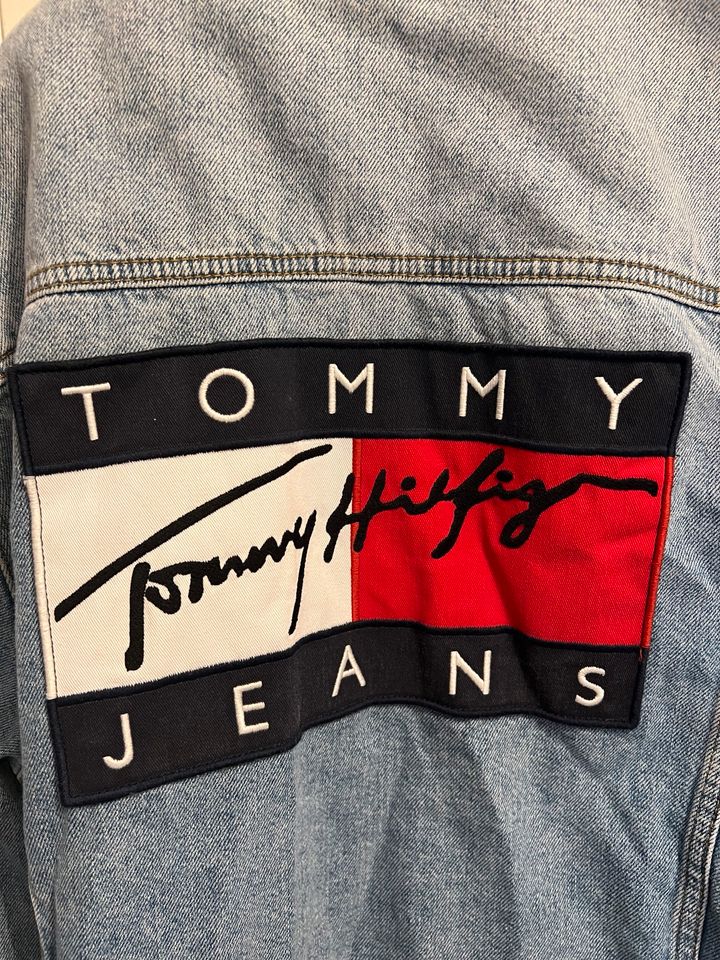 Tommy Jeans Jeansjacke in Mainz
