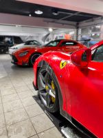 Ferrari Felge Felgen Reparatur / Lackierung / Bordsteinschaden Nordrhein-Westfalen - Solingen Vorschau