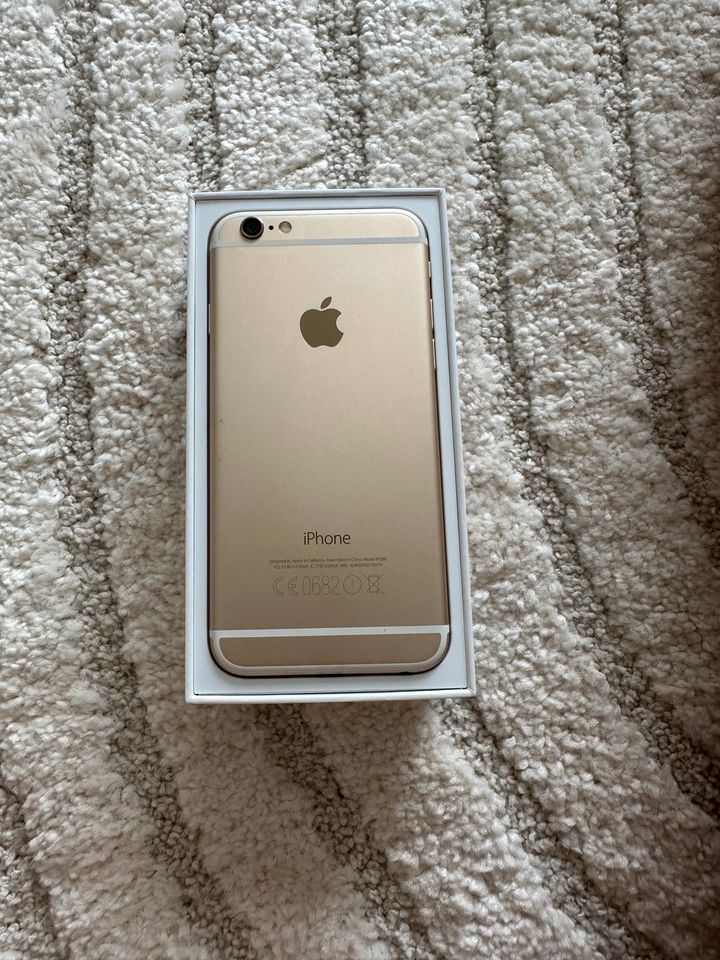 iPhone 6 Gold 16GB in Tiefenbach