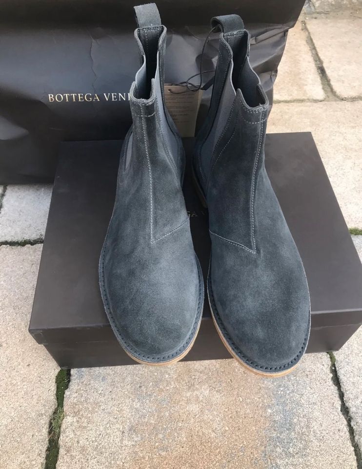 Bottega Veneta Chelsea Boots Größe 43 Ardoise Luxury Yeezy in Erfurt