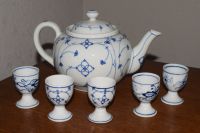 Kalk Porzellan Teekanne Strohblume Indisch Blau & 5 Eierbecher Hessen - Lahnau Vorschau