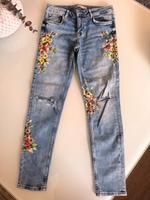 Coole  Zara Jeans Gr.36 ♥️ Hessen - Erzhausen Vorschau