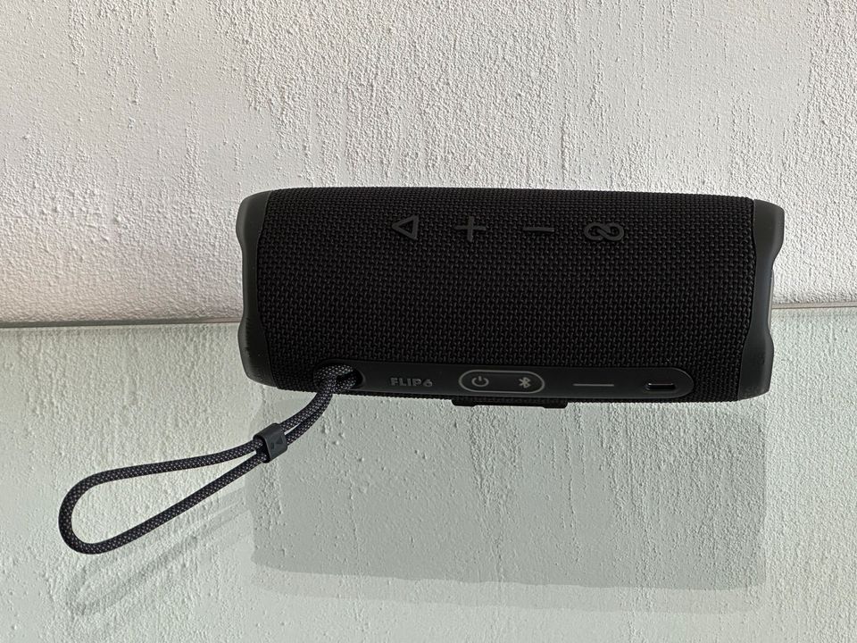 JBL FLIP 6 Schwarz NEU Bluetooth Lautsprecher in Märkische Heide