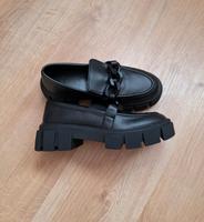 NEU Loafer mit Kette gr.38 Bayern - Ingolstadt Vorschau
