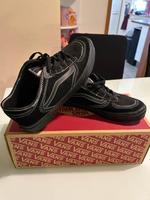 Vans Rowley Classic Black Größe 40,5 Hessen - Reichelsheim (Wetterau) Vorschau