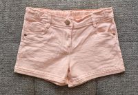 wie NEU ! Mädchen Shorts Pompon-Bordüre zartrosa Gr. 140 Yigga Brandenburg - Falkensee Vorschau