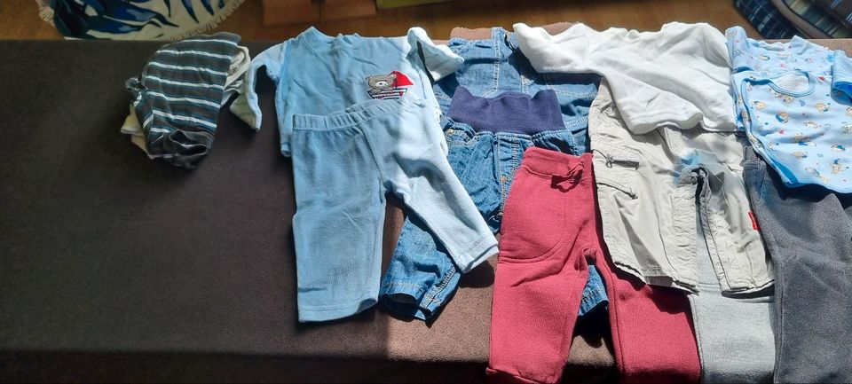 Baby Kleidung, Größe 56-68 in Paderborn