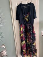 Sommerkleid mit Bolero Größe 44 Niedersachsen - Ostrhauderfehn Vorschau
