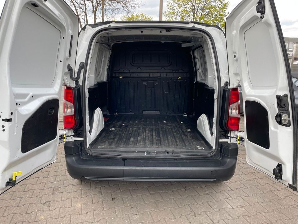 Opel Combo E Cargo Selection in Augsburg