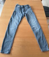 Jeans Blue Ridge  Slim Größe 176 Niedersachsen - Burgwedel Vorschau