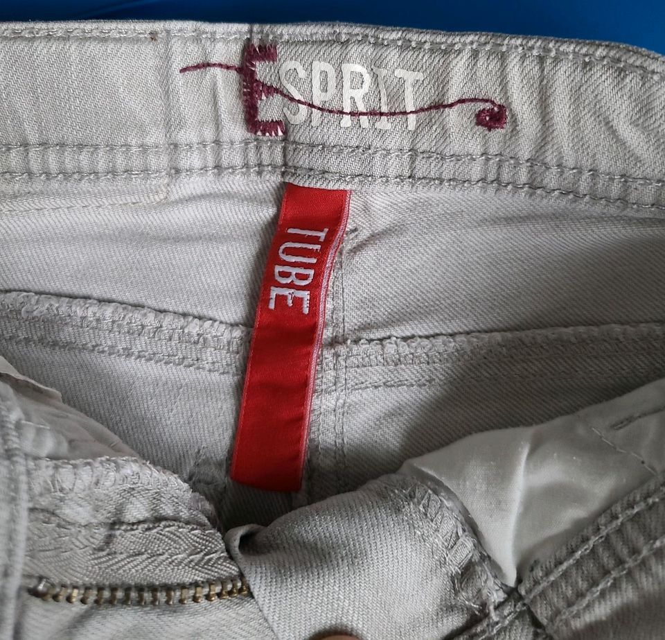 Jeans hellgrau Esprit 104 in Dedelstorf