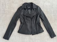 ZARA lederjacke bikerjacke aus echtleder schwarz gr. xs neu Nordrhein-Westfalen - Remscheid Vorschau