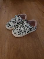 Minnie Maus Sneaker Turnschuhe H&M Gr.23 Berlin - Spandau Vorschau