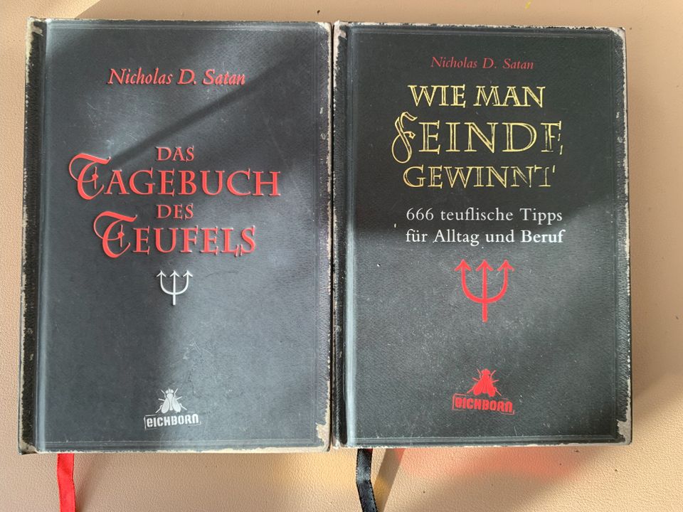 Nicholas D. Satan 2 Bücher Hardcover in Grafenrheinfeld