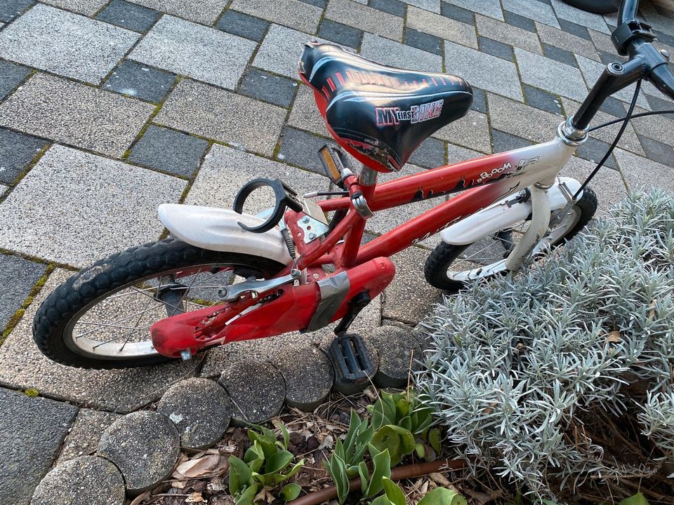 Kinderfahrrad 16 Zoll rot in Berg