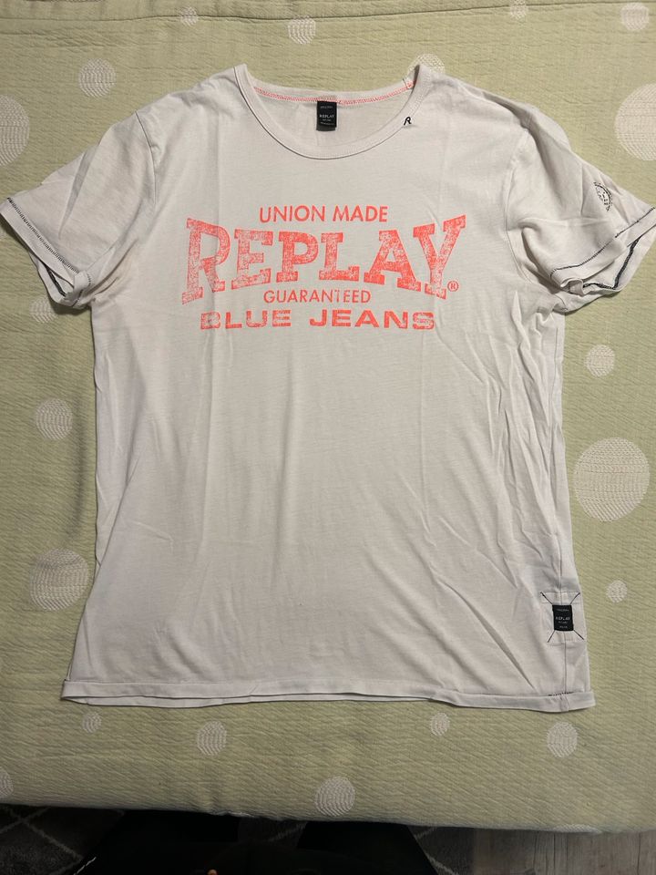 Replay T Shirt Gr. M in Langenfeld