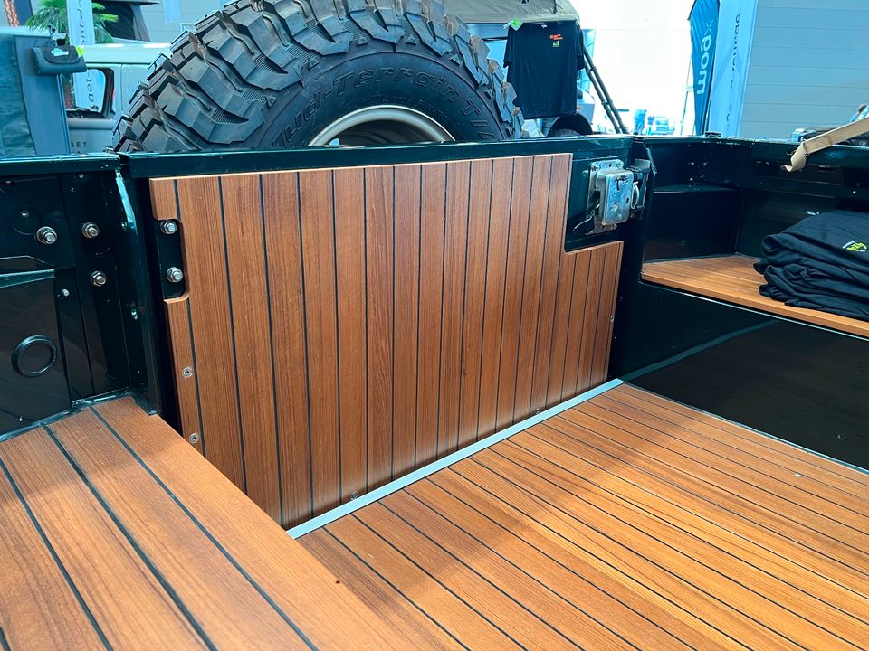 LAND ROVER DEFENDER 90 Tdi Cabrio Neuaufbau - MwSt. ausweisbar in Lage